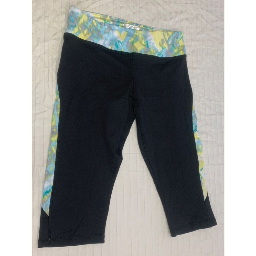 FOREVER 21 WOMENS ATHLETIC YOGA CAPRIS SIZE M